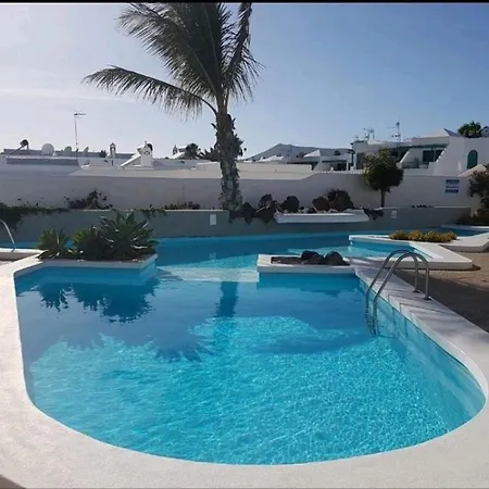公寓 18 Calle Princesa Teguise 蒂亚斯